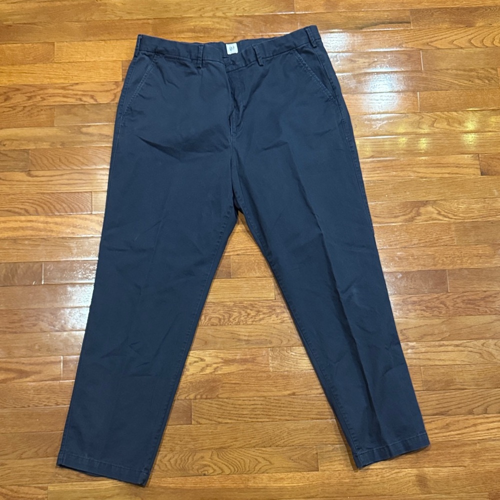 GAP Men's Essential Khaki Original Straight Navy Chinos